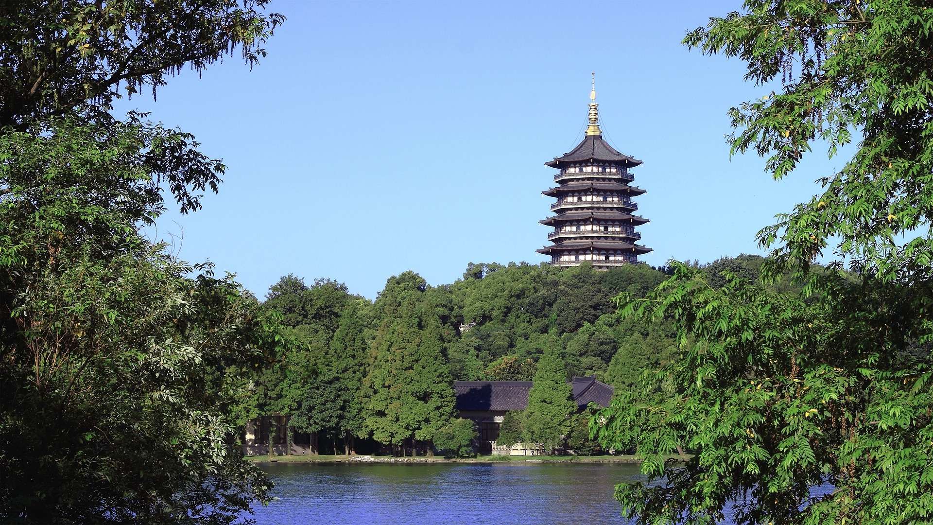 Kenny car rental service Hangzhou Adventure Escape